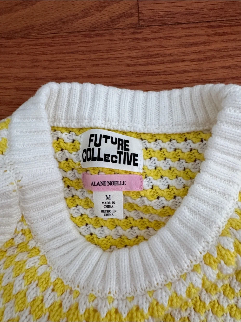 Yellow and White Knit Cropped Tank - Picture 2 of 2